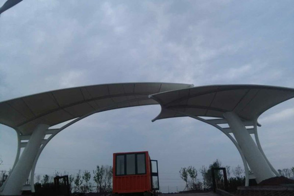 PTFE膜材的沈陽膜結(jié)構(gòu)具備阻燃效果嗎？